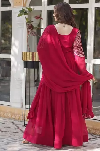 Pink zari & sequins embroidered georgette kurta & dupatta set