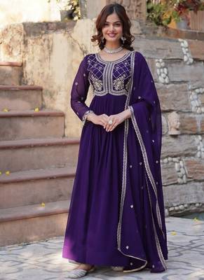 Purple zari & sequins embroidered georgette kurta & dupatta set 2