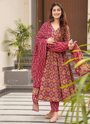 Burgundy digital printed muslin cotton stitched anarkali set with dupatta 2