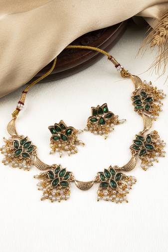 Gold plated green bloom necklace set