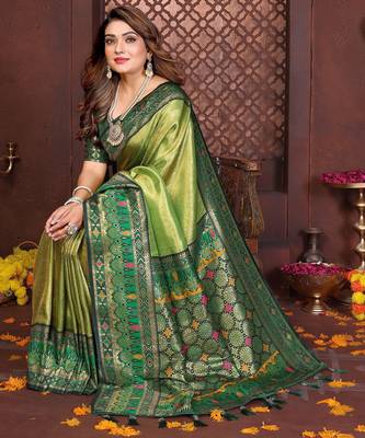 green banarasi tissue art silk saree 4