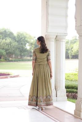 Light green zari & sequins embroidered work vichitra silk stitched kurta gown 3