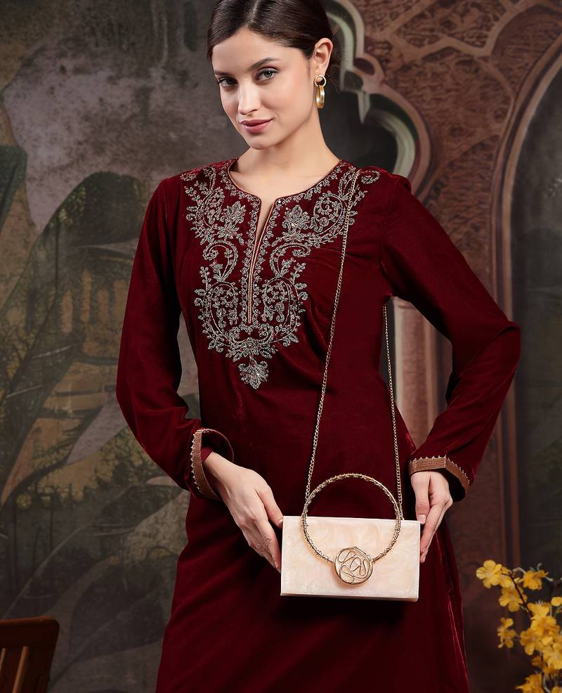 marble muse pearl cream & metallic gold resin marble textured clutch