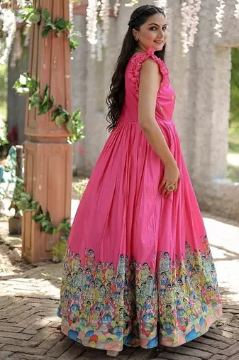 Pink color printed dola silk blend women's gown