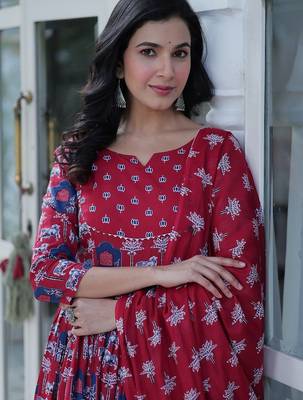 Maroon pure cotton prinred gown pant dupatta 4
