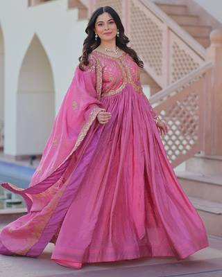 Pink sequins multi embroidered work gold crush gown dupatta 2