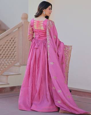 Pink sequins multi embroidered work gold crush gown dupatta 5