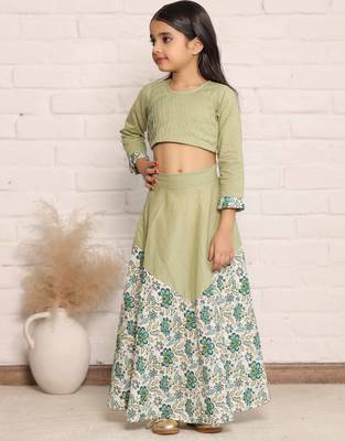 Pista Green and Floral Print Full Sleeve Crop Top and Skirt Set for Girls(set of 2) 3