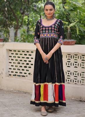 Black roman silk blend thread work gota lace embellished work gown 5