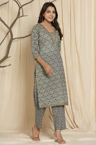 grey cotton kurta set with embroidered floral work