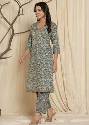 grey cotton kurta set with embroidered floral work 5