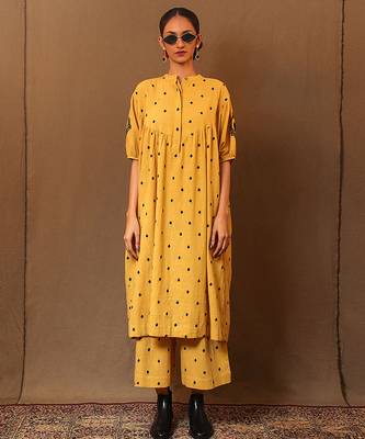 Yellow printed cotton long kurta 1