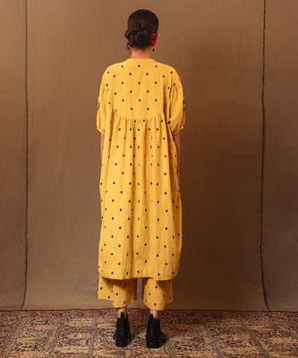 Yellow printed cotton long kurta 3