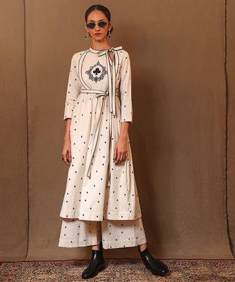 White printed cotton kurta set with Dupatta 3