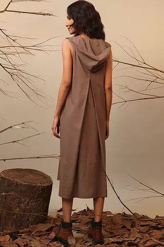 Brown cotton dress