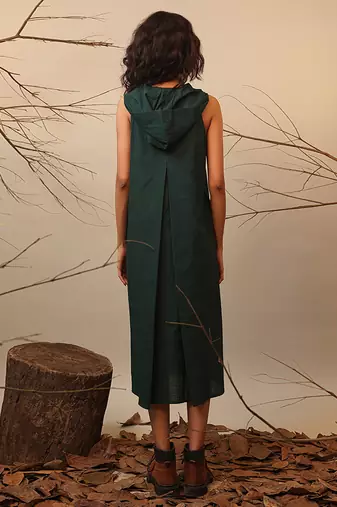 Green cotton dress