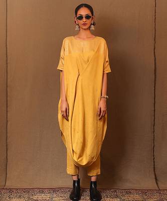 Yellow printed cotton long kurta 1