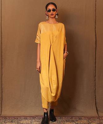 Yellow printed cotton long kurta 4