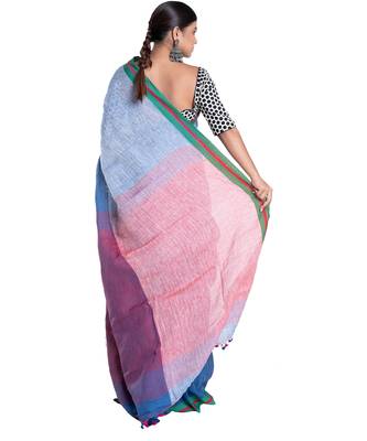 blue linen saree with contrasting border and pallu 3