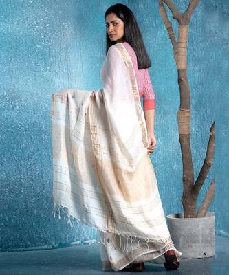 ivory handloom linen saree with magenta booti and golden border 3