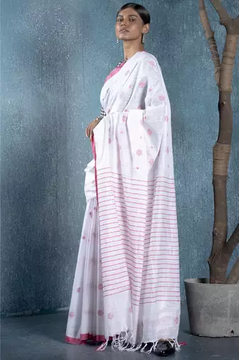 offwhite silk blend slub blended cotton saree with motifs and shibori pallu