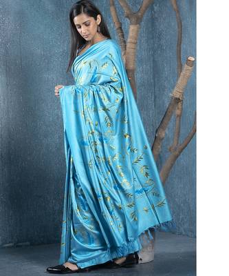 blue blended linen saree with green color floral embroidery 2