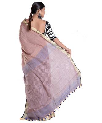 wood brown linen saree with zari border pallu 3