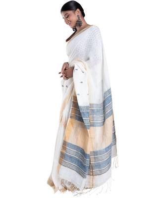 ivory handloom linen saree with blue booti and golden border 2