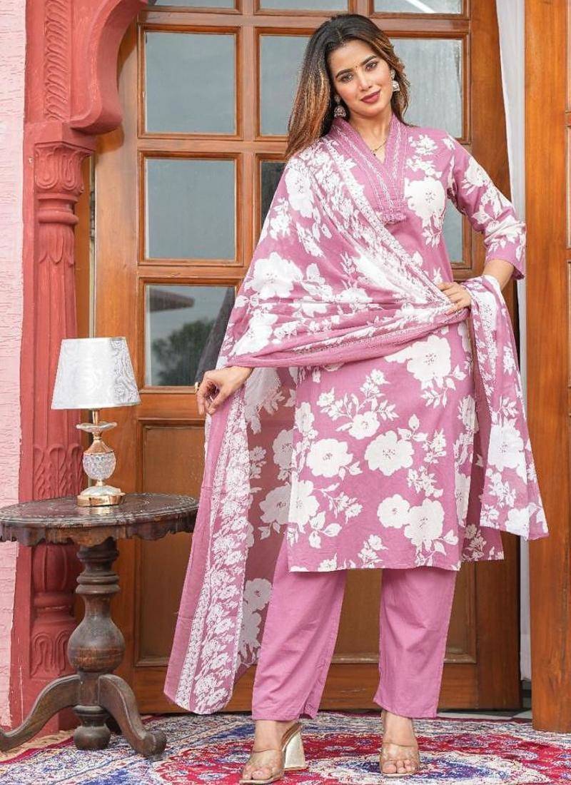 Beautiful jaipuri lavender pink and white floral printed cotton kurta set with a matching dupatta and straight pants.