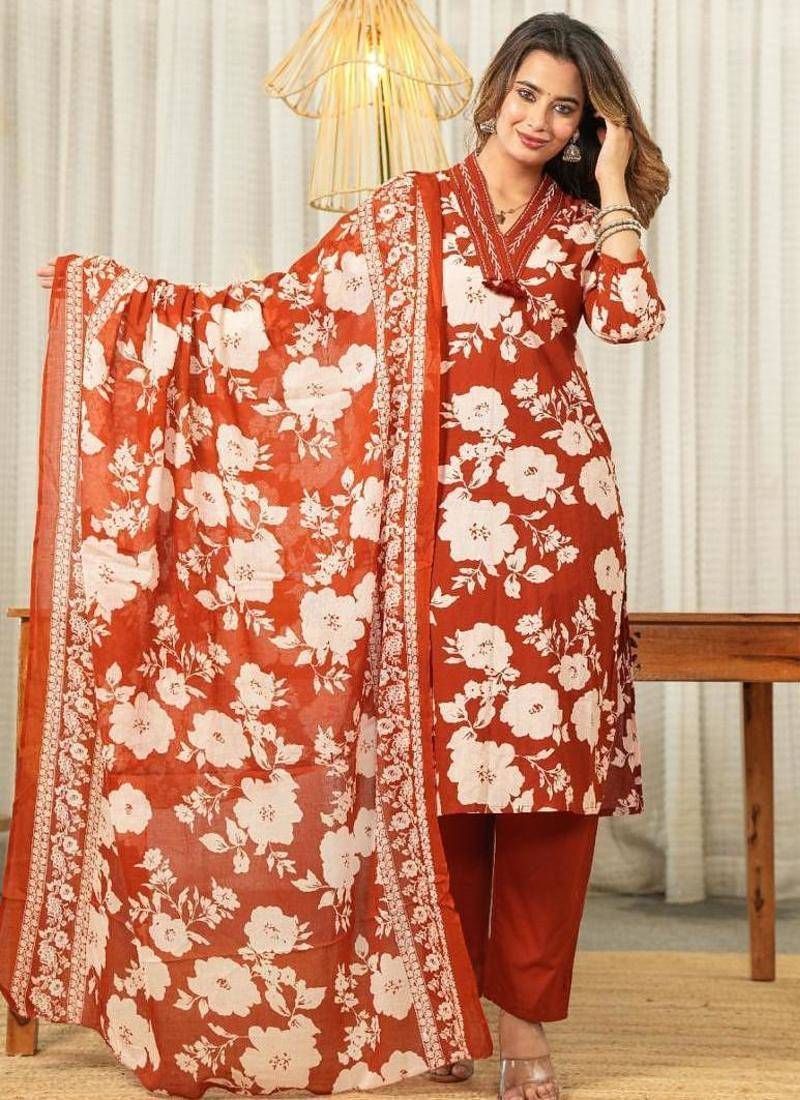 Beautiful jaipuri rust orange and white floral printed cotton kurta set with a matching dupatta and straight pants.