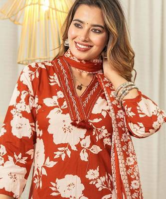 Beautiful jaipuri rust orange and white floral printed cotton kurta set with a matching dupatta and straight pants 4