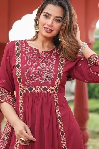 Beautiful jaipuri maroon a-line kurta set with a printed dupatta and pants