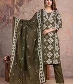 Beautiful jaipuri a green-colored women's ethnic wear kurta set with a geometric print.