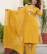 Beautiful jaipuri a mustard yellow-colored women's ethnic wear kurta set with a geometric print.