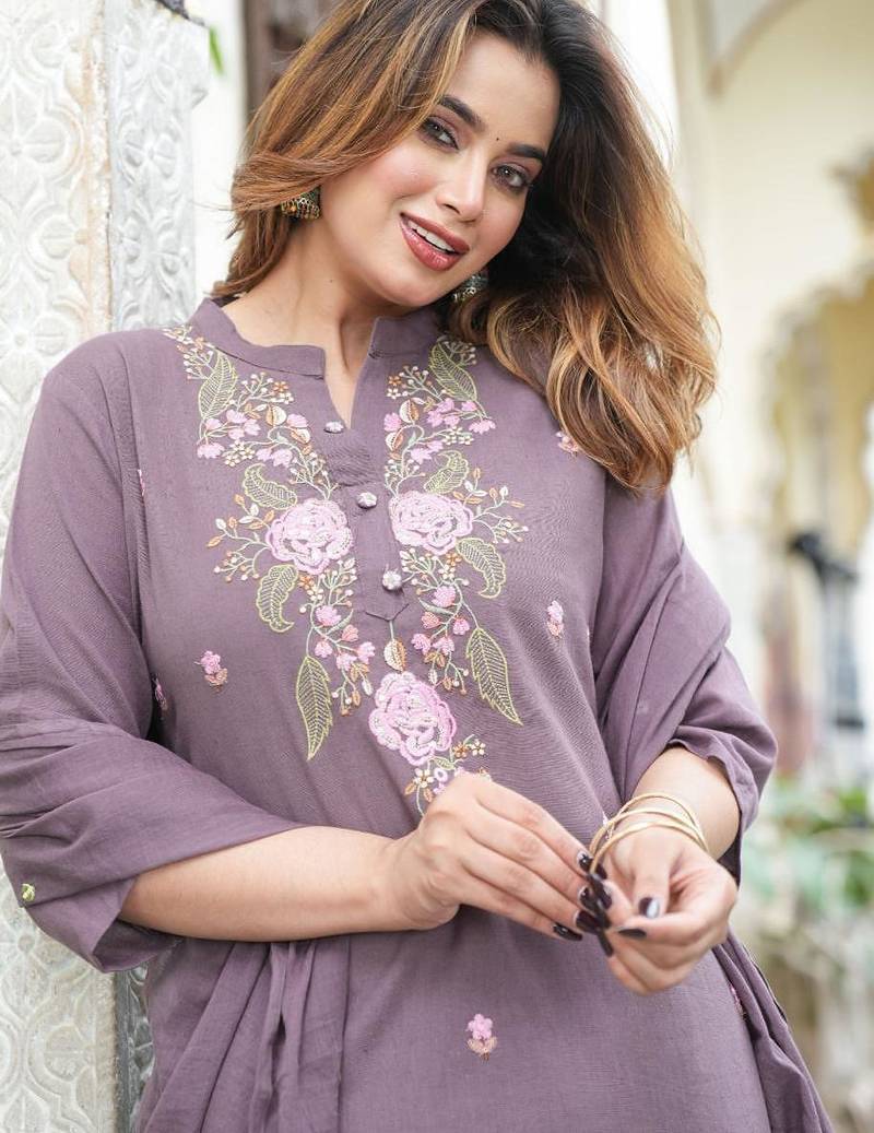 Beautiful jaipuri a mauve -colored women's ethnic wear kurta set with a geometric print.