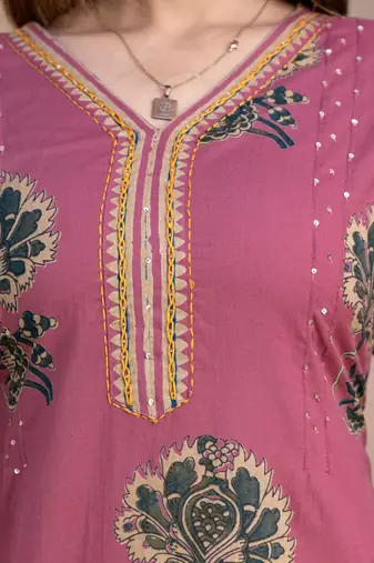 Beautiful jaipuri a mauve -colored women's ethnic wear kurta set with a geometric print