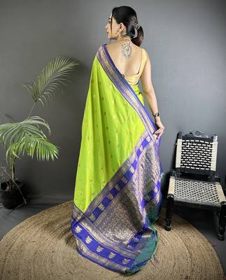 parrot green soft silk blend banarasi zari woven butti weaving saree 3