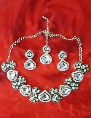 Royal kundan choker Necklace :: set with earrings & maang tikka | traditional bridal & festive jewelry for women 4