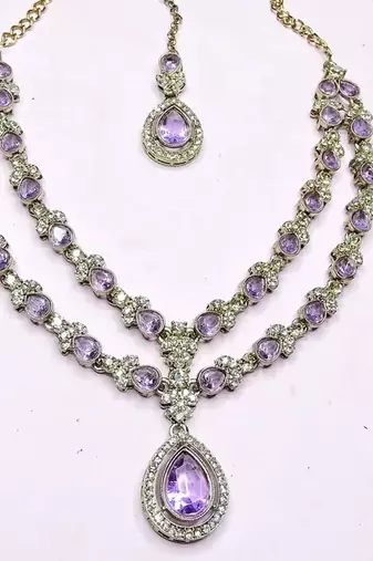 Teardrop bridal necklace set with earrings & maang tikka - ethnic wedding jewelry for brides & parties