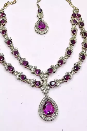 Teardrop bridal necklace set with earrings & maang tikka - ethnic wedding jewelry for brides & parties