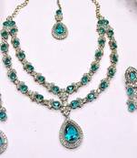 Teardrop bridal necklace set with earrings & maang tikka - ethnic wedding jewelry for brides & parties