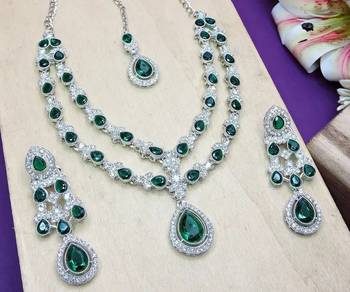 Teardrop bridal Necklace :: set with earrings & maang tikka - ethnic wedding jewelry for brides & parties 2