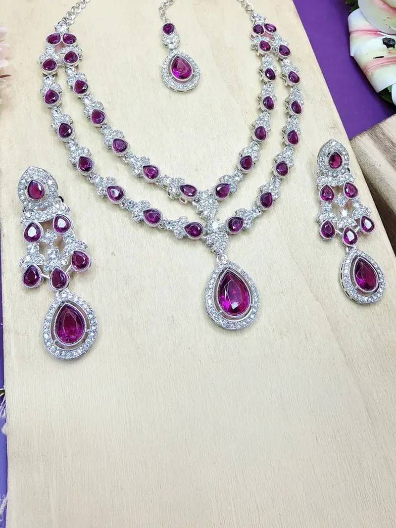 Teardrop bridal necklace set with earrings & maang tikka - ethnic wedding jewelry for brides & parties