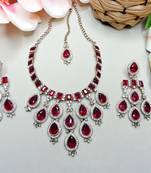 Teardrop bridal necklace set with earrings & maang tikka - ethnic wedding jewelry for brides & parties