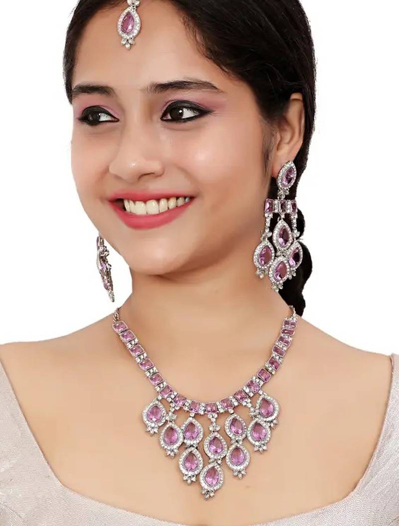 Teardrop bridal necklace set with earrings & maang tikka - ethnic wedding jewelry for brides & parties