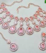 Rose gold-plated necklace set with earrings & maang tikka for women     sparkling bridal party jewelry