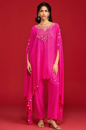Pink embroidered crepe kurta set