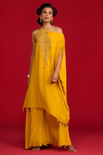Yellow embroidered crepe kurta set
