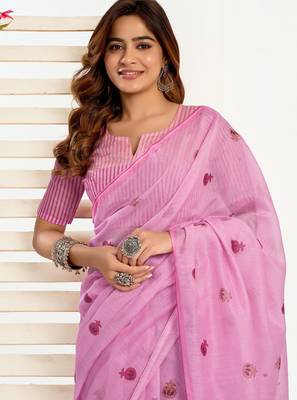 Light pink linen ethnic motifs printed ready to wear saree 5