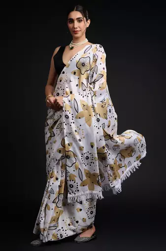 art silk saree with printed design & pallu lace border, paired with banglori unstitched blouse